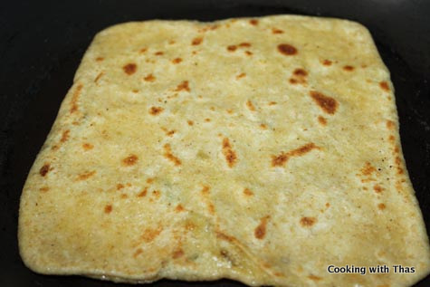 puffed up aloo paratha