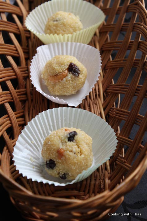 rava-semolina laddu