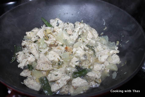 making-basil-chicken
