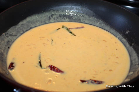 making kadhi pakora