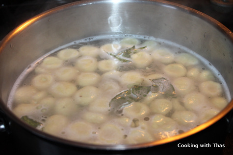 cooking rice dumpling