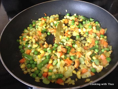 making oats upma