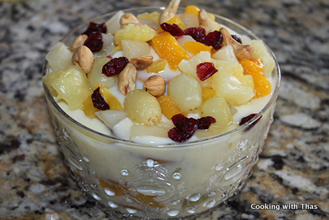 layering biscuit pudding