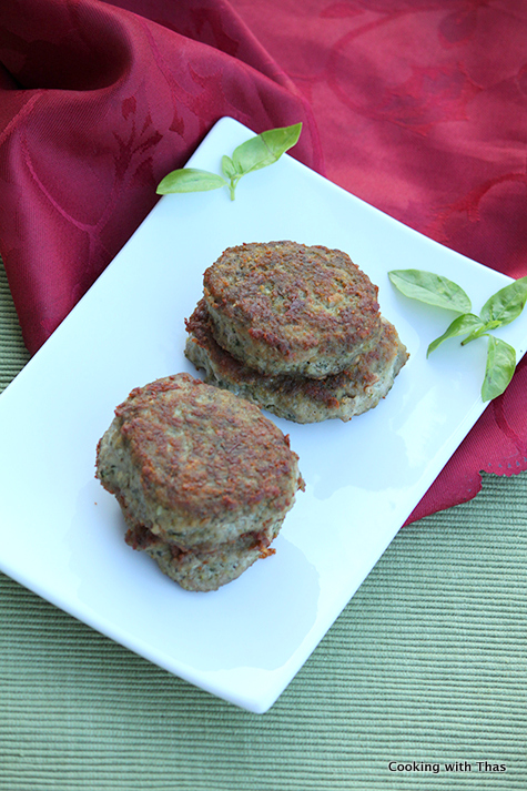 Pesto chicken patties