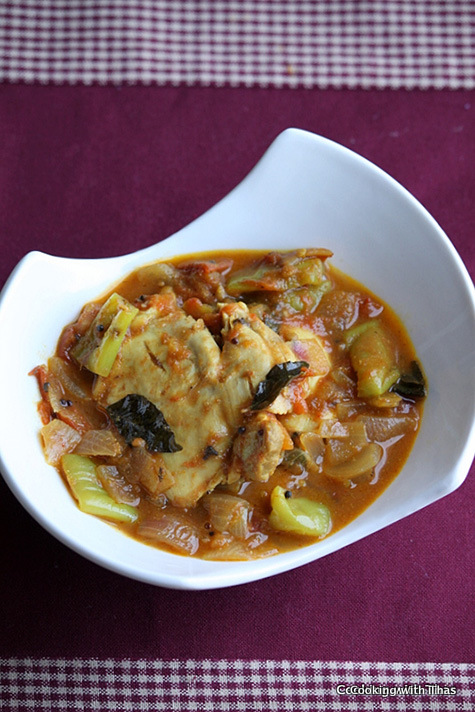 sweet spicy and sour chicken curry
