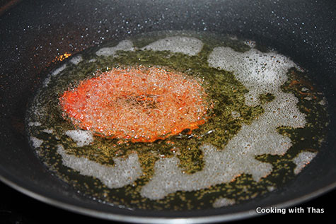 frying murukku