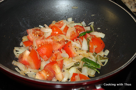 making-egg curry