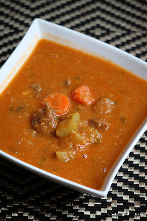 Beef-red lentil soup