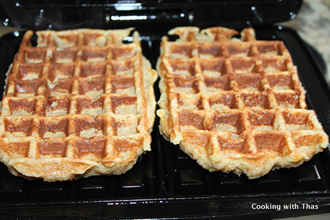 making french toast waffles