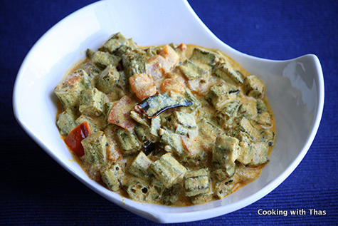 Okra-masala in yogurt