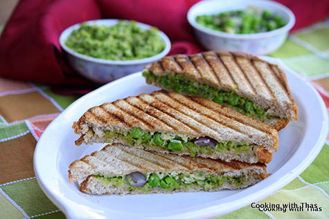 peas-pesto sandwich