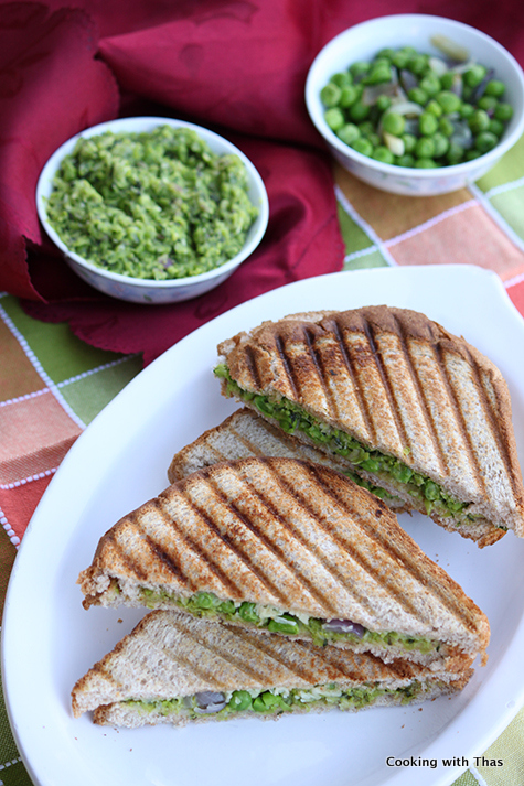 peas pesto sandwich