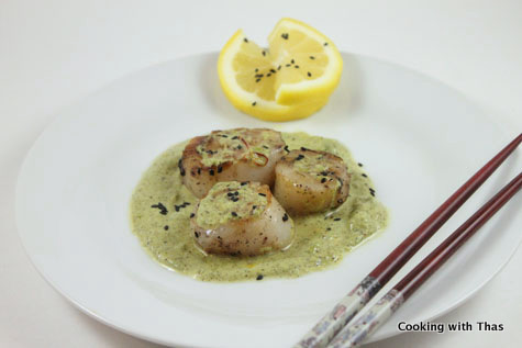 grilled-sesame-scallops