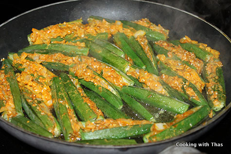 making stuffed okra