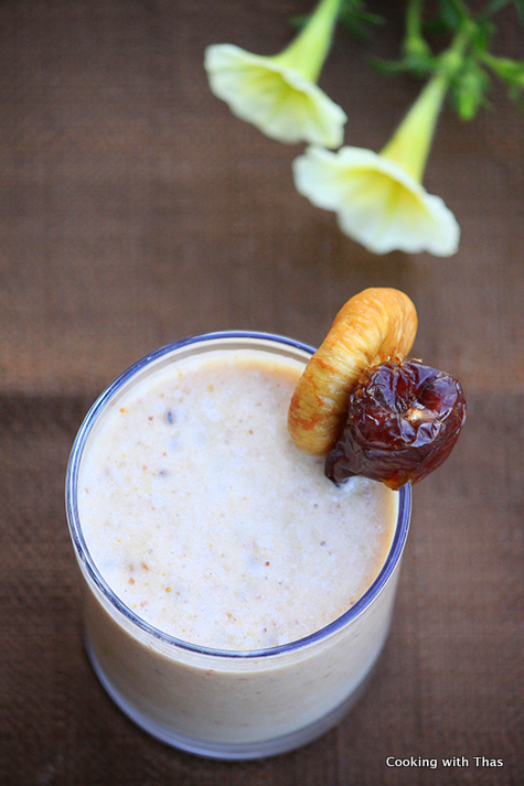 Date-Figs Smoothie
