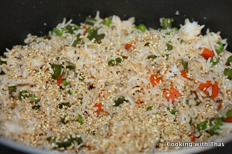 Making Sesame fried rice