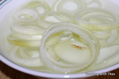 Onions cut into rings
