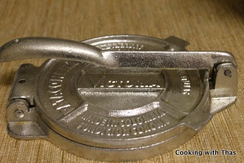 Tortilla press