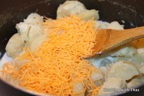 Making mashed-potatoes