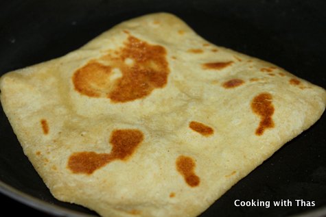 making plain paratha