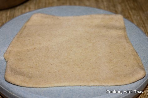 rolling paratha