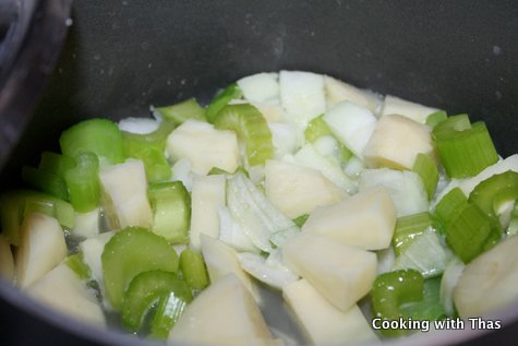 makingshrimp-bisque