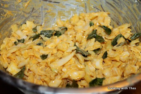 making onion fritters