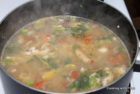 making tom yum soup
