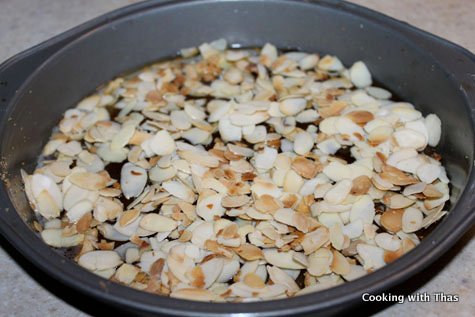 layering with almonds