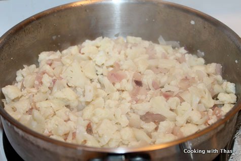 cooked cauliflower