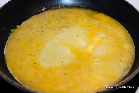 making-cheese-egg-crepes