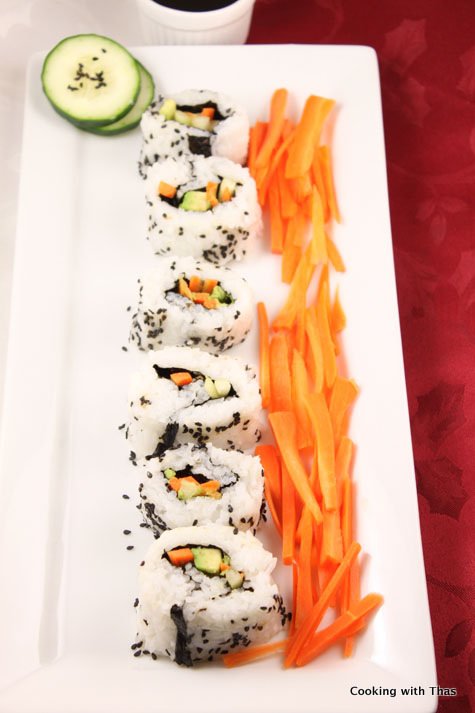 Vegetarian sushi rolls
