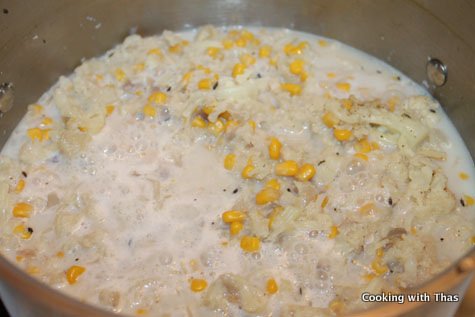 making-cauliflower corn chowder