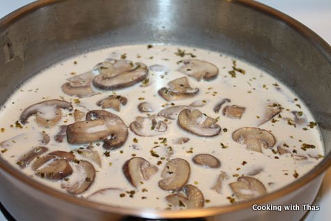 making cream of mushroom
