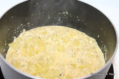 making-cucumber pulisery