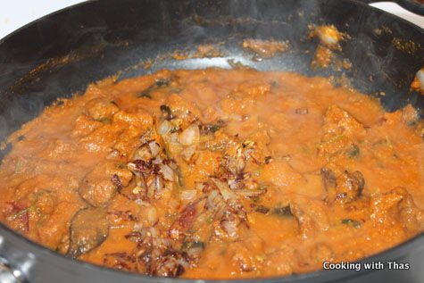 Making beef rogan josh