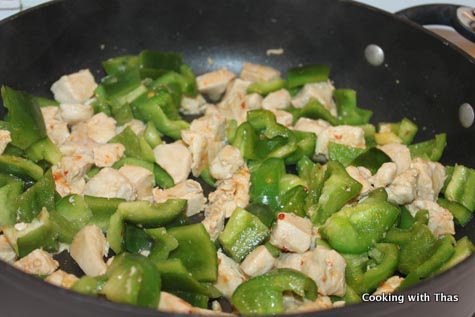 making-peanut-chicken