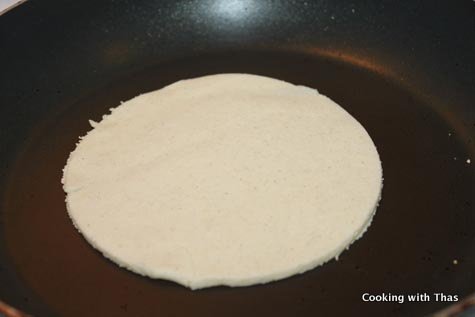making-tortilla