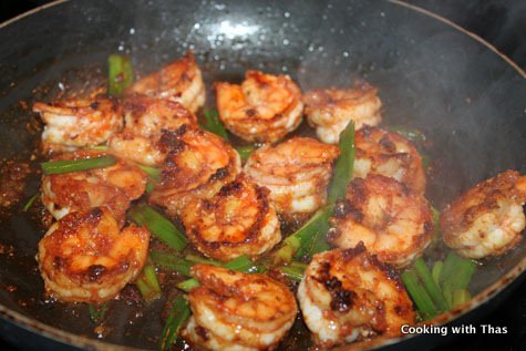 making-tomato shrimp