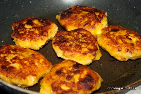 making plantain date cutlet