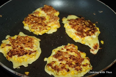 making corn fritters