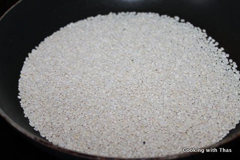 roasting urad dal