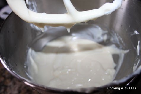 making-cheese-cake