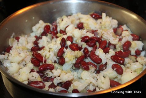 making-cauliflower stuffing