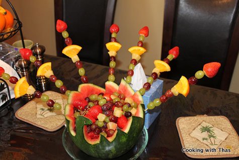 peacock-fruit basket