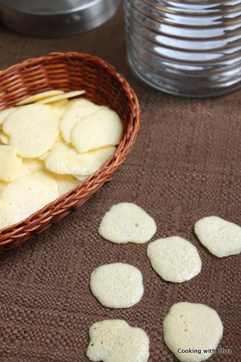 coin or bean biscuits