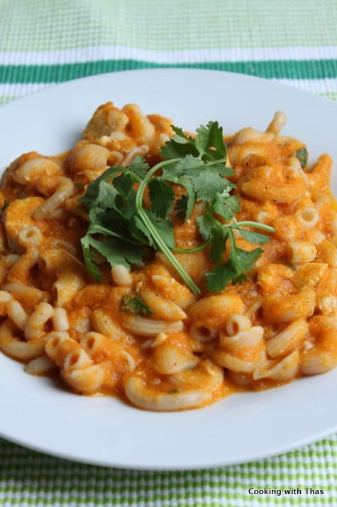 chicken-pasta in carrot sauce