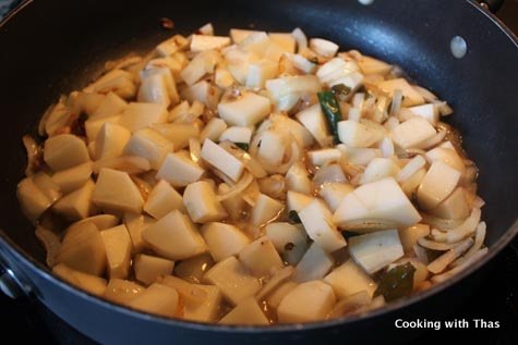 making-potato-stew