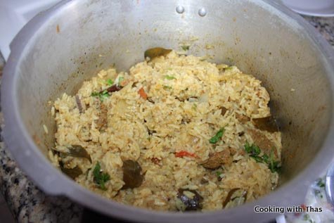 making chettinad mutton biryani