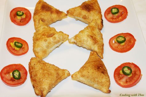 mixed veggie and cheese samosas